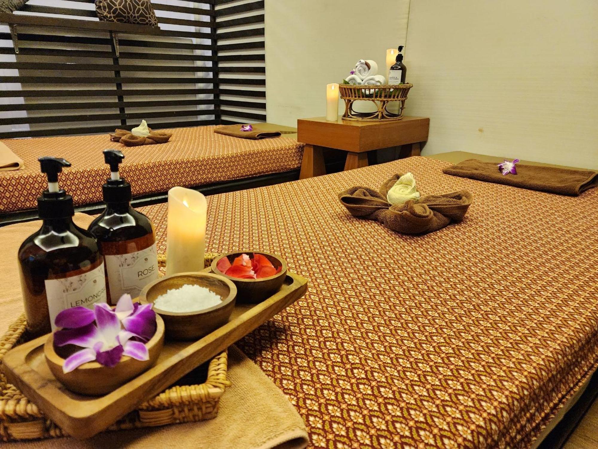 Hilltop Wellness Resort Kathu Buitenkant foto
